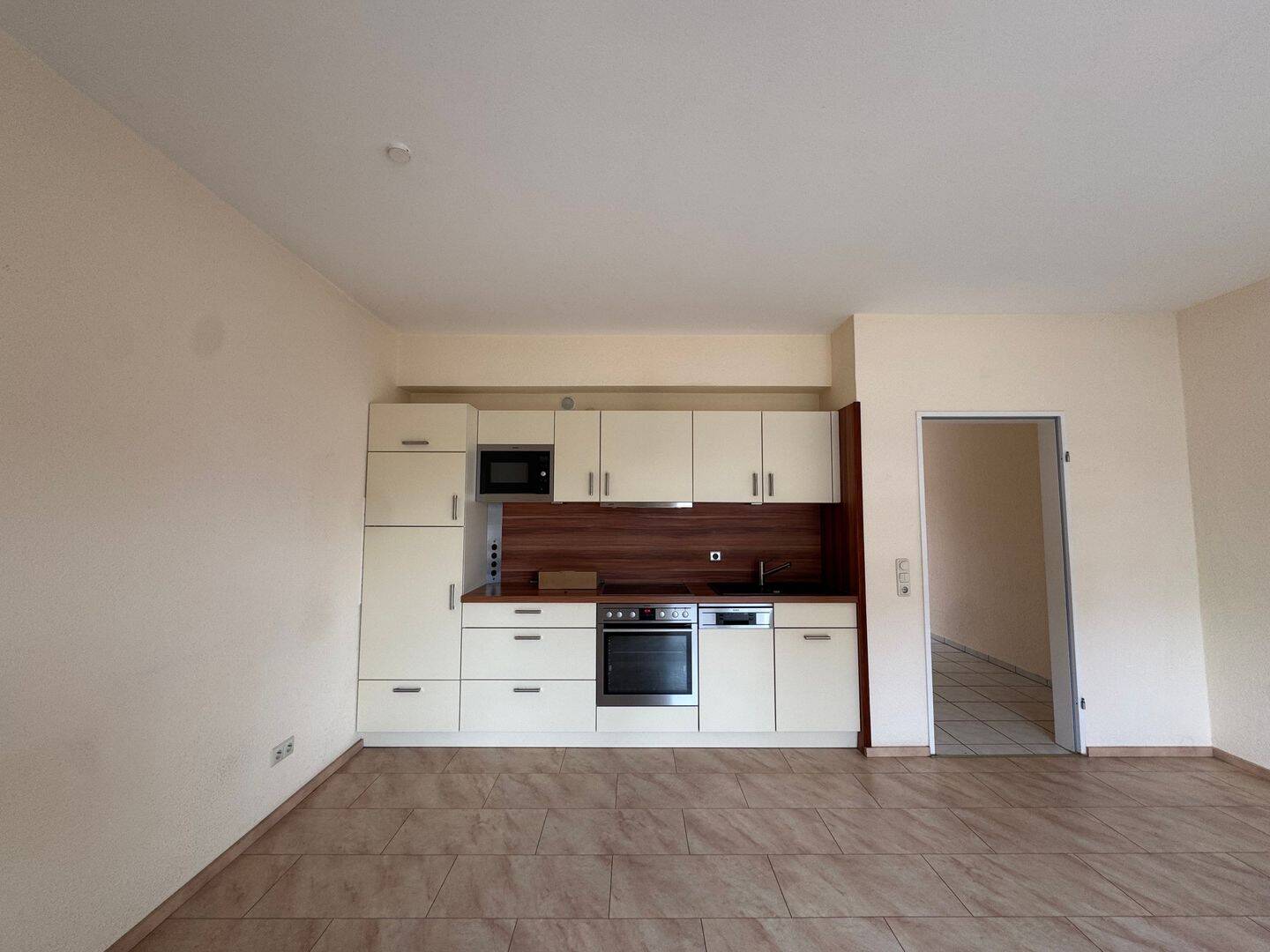 2-Zimmer-Wohnung im 1. Obergeschoss mit Aufzug und Einbauküche, 27572 Bremerhaven (Fischereihafen Geestemünde Wulsdorf)