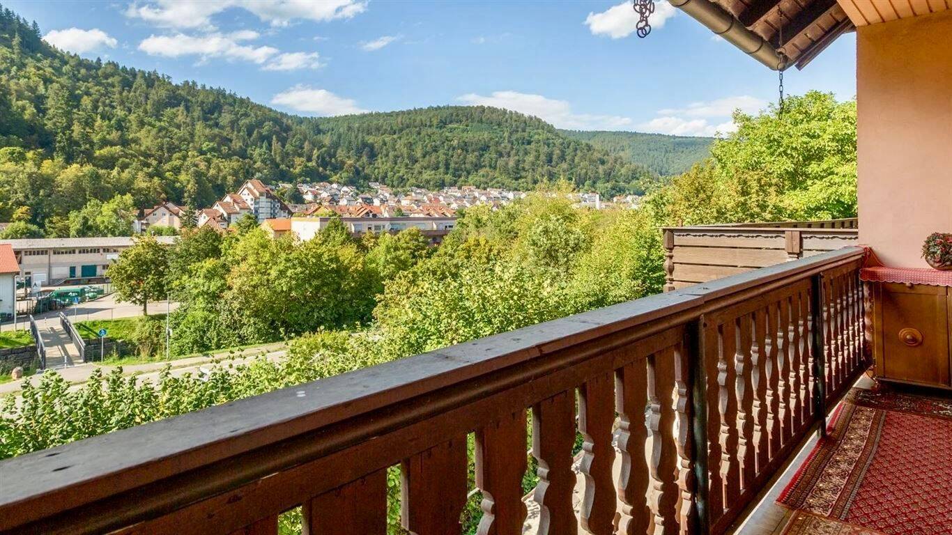 Mehrgenerationenhaus mit Herz und Geschichte: Platz für die ganze Familie, 69412 Eberbach