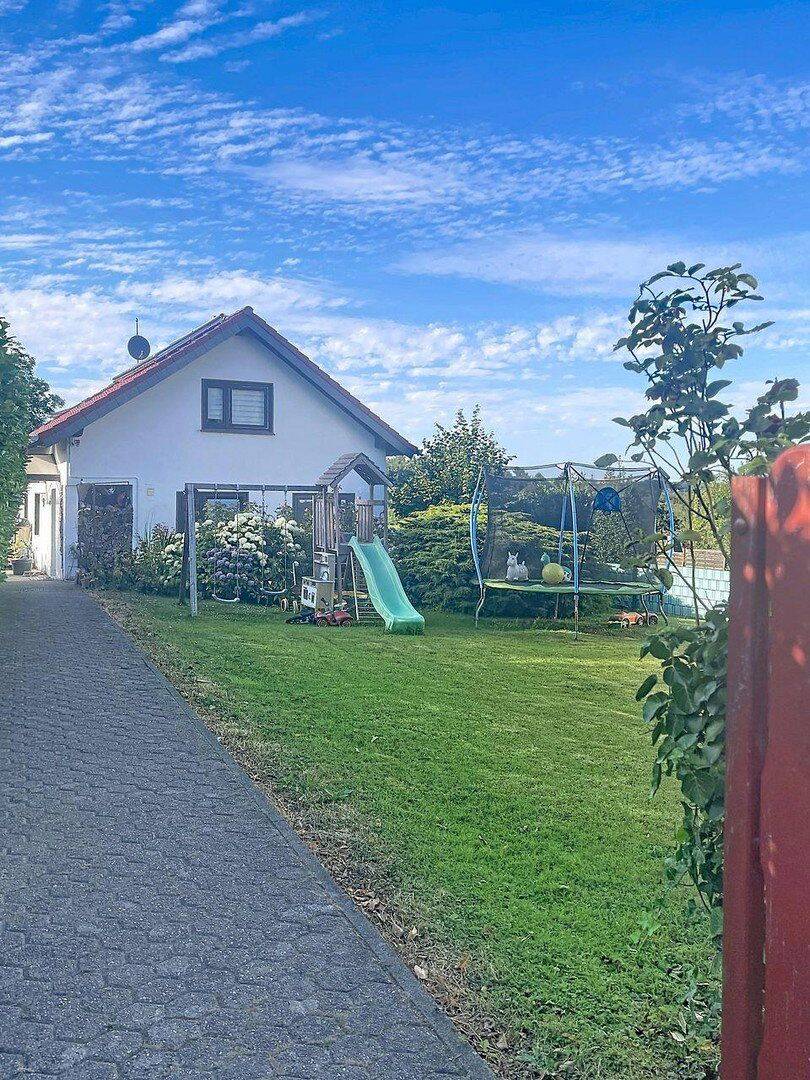 Solingen-Schaberg: kernsaniertes Einfamilienhaus in begehrter Wohnlage, 42659 Solingen (Burg Höhscheid Solingen-Mitte)