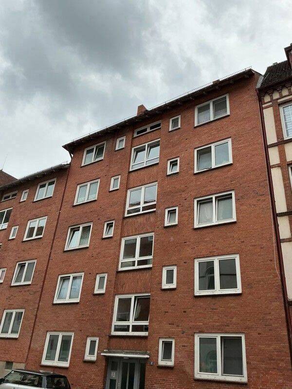 Nette Nachbarn gesucht: individuelle 2-Zimmer-Wohnung, 24143 Kiel (Gaarden-Ost Gaarden-Süd)