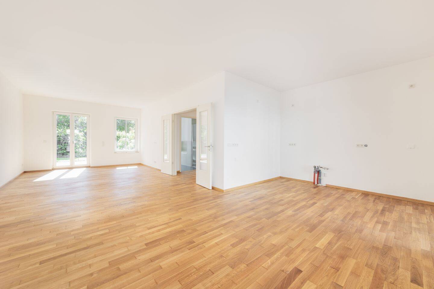 Am Gleisdreieck-Park in Berlin-Kreuzberg: Mit Garten, Balkon, Terrasse, Aufzug, Stellplatz, 10785 Berlin (Mitte Kreuzberg Schöneberg Tiergarten)