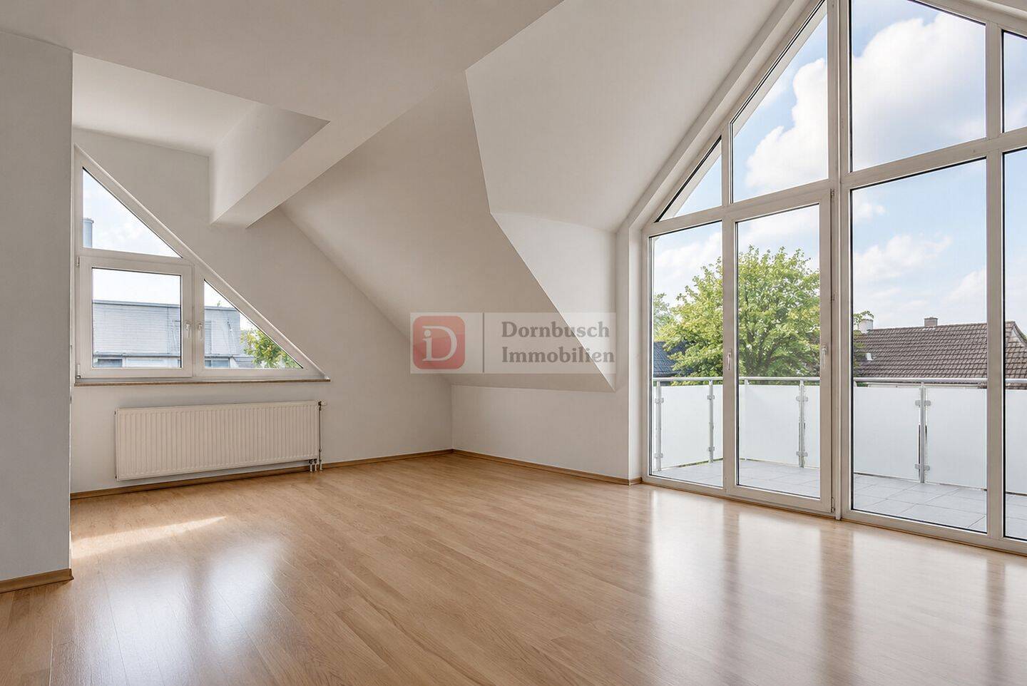 Top!! 3-Zimmer-Dachgeschoss nahe Kurpark, 61118 Bad Vilbel