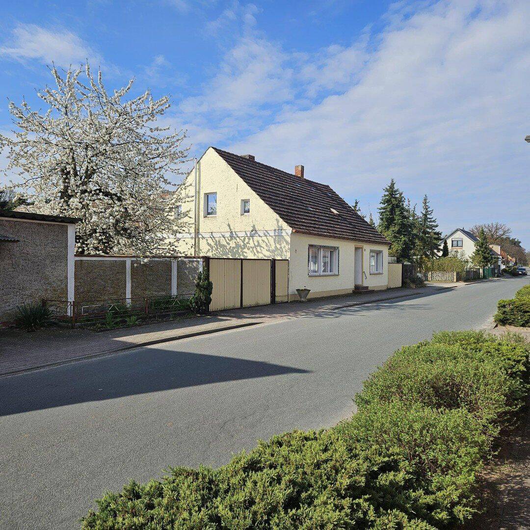 Hofanlage mit Wohnhaus, Scheune & ca. 5.000 m² Land – provisionsfrei, 39319 Jerichow