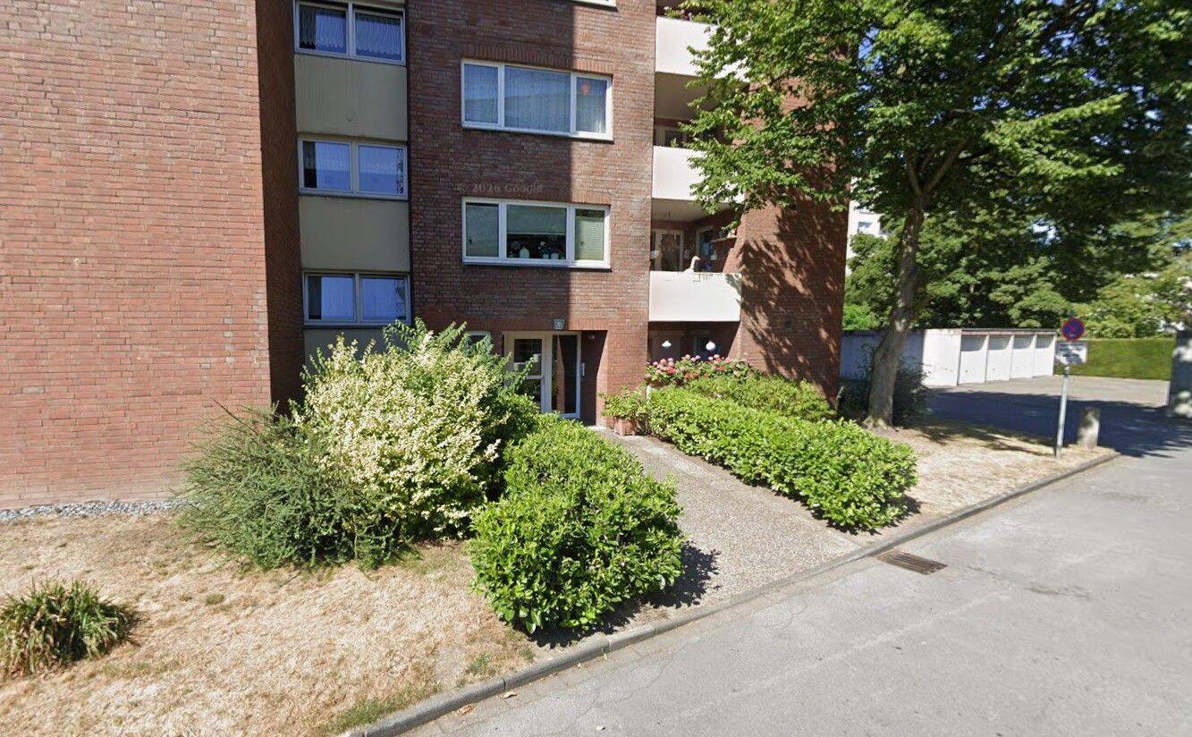 sofort frei – Helle 2-Zimmer-Wohnung mit Loggia und Einbauküche, 47249 Duisburg (Buchholz Großenbaum Wanheim-Angerhausen)