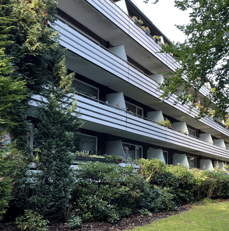 Helle 2,5 Zimmer Wohnung mit großem Balkon in Stadtpark-Nähe, 22337 Hamburg (Hamburg-Nord Alsterdorf Ohlsdorf)