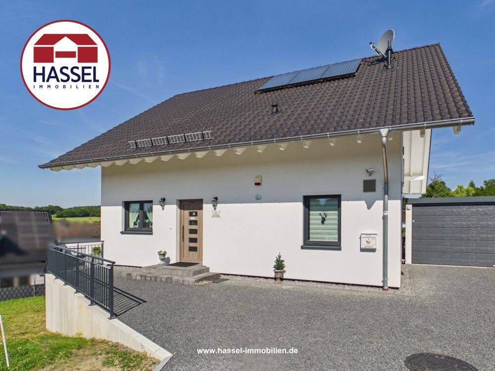 Klassisch. Traumhaft. Neu. Willkommen in Ihrem neuen Familienzuhause., 53902 Bad Münstereifel