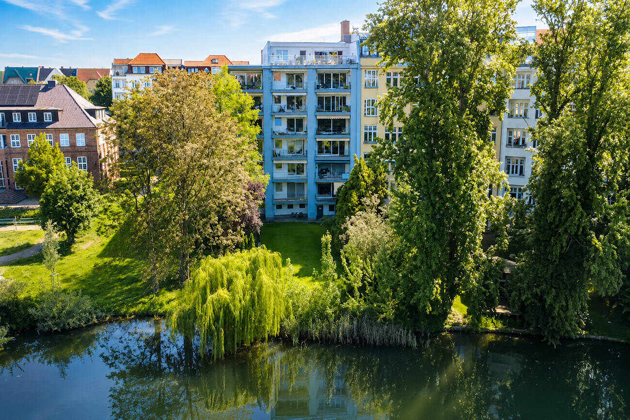 Spektakuläre, lichtdurchflutete 3-Zimmer-Wohnung mit traumhaftem Blick auf den Lietzensee, 14057 Berlin (Charlottenburg-Wilmersdorf Charlottenburg Westend)