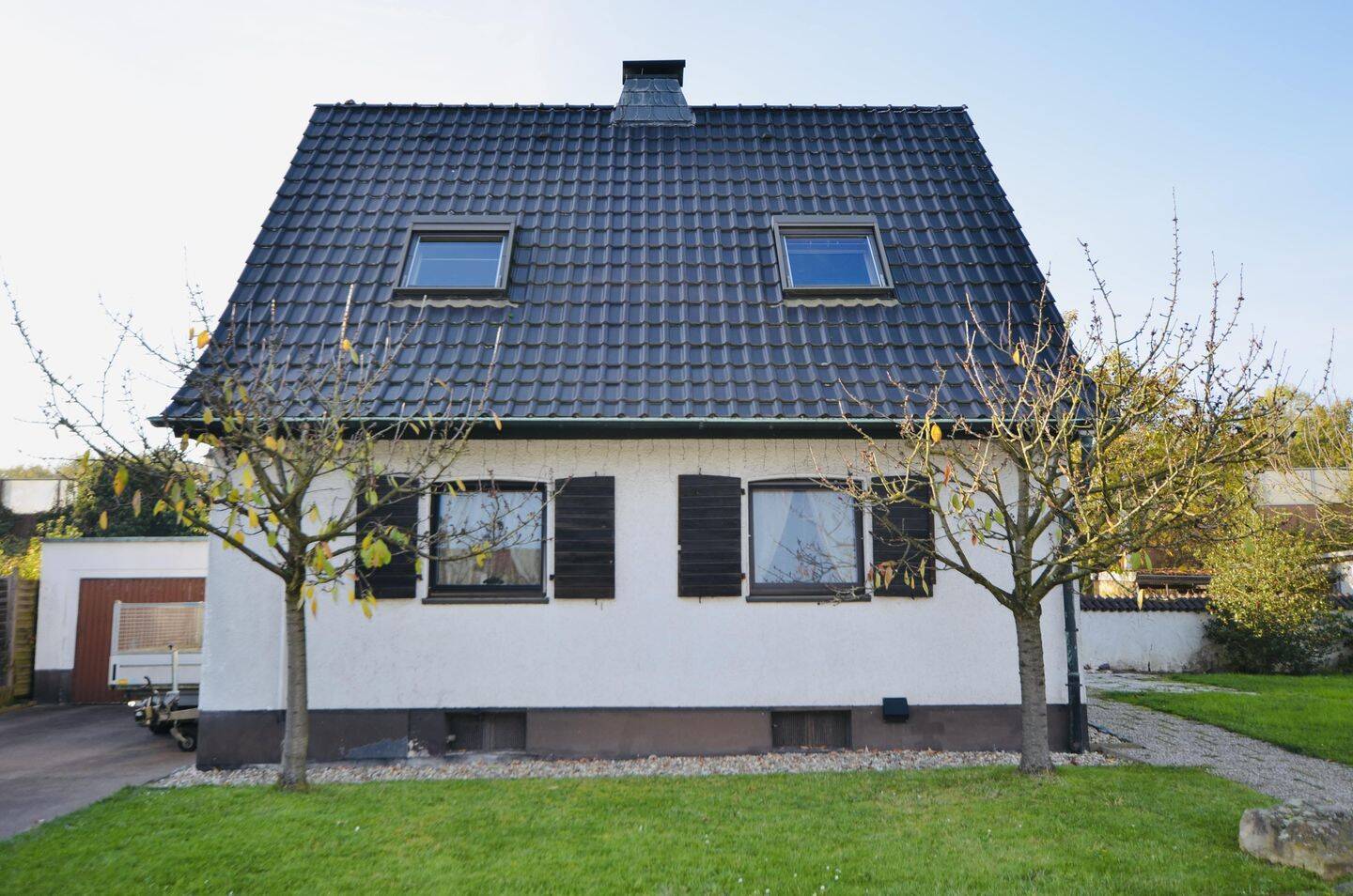 Für Handwerker und Individualisten. Kleines Haus mit großem Grundstück in Tiefenbroich., 40880 Ratingen