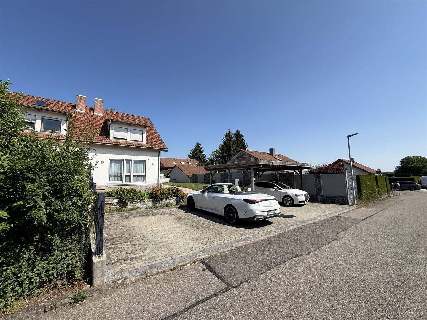 Doppelhaushälfte in ruhiger Lage von Pfullendorf, 88630 Pfullendorf