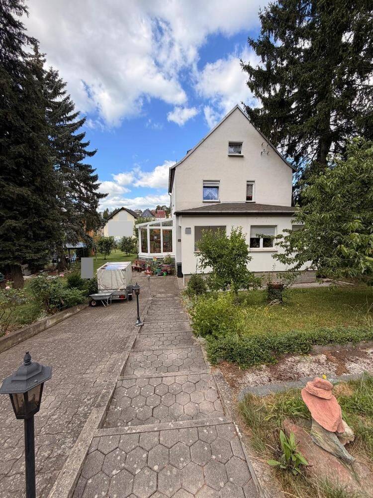 Objekt-Nr.: 6426 – Schönes Einfamilienhaus mit Doppelgarage, Pool, Gartenhaus u.v.m. in begehrter Wohnlage in Plauen, 8523 Plauen