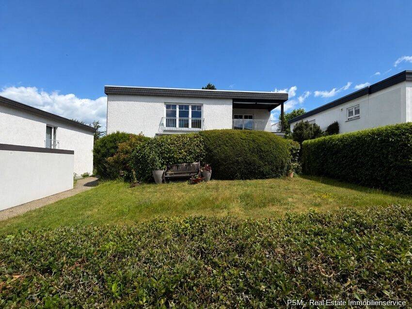 2-FH mit zwei 110 m²-Wohnungen als Mehrgenerationenhaus geeignet – in ruhiger, zentraler Lage, 35392 Gießen