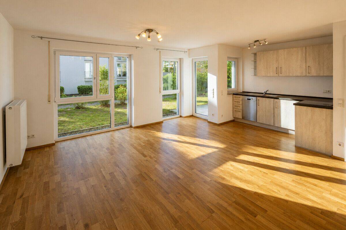 Moderne Erdgeschosswohnung mit Terrasse und Gartenanteil, 87439 Kempten (Allgäu)