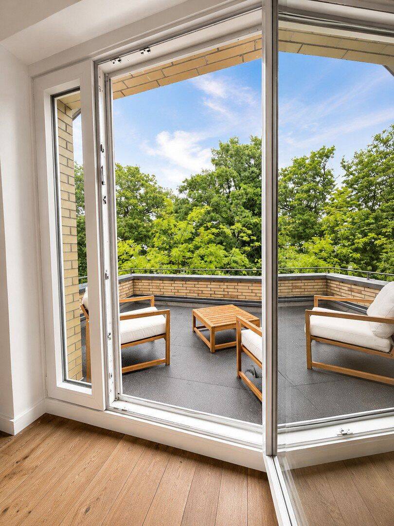 Kernsanierte Altbau-Perle in Nienstedten/Flottbek. Dachgeschosswohnung mit Stellplatz, 22609 Hamburg (Altona Groß Flottbek Nienstedten Osdorf Othmarschen)