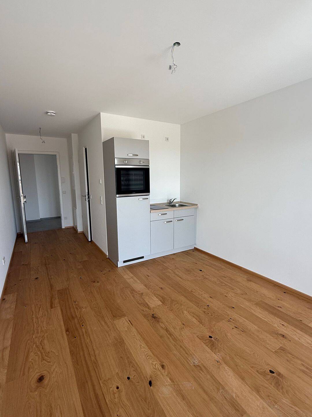 Schöne 1-Zimmer Wohnung direkt neben der Universität, 93053 Regensburg (Galgenberg Kasernenviertel Kumpfmühl-Ziegetsdorf-Neuprüll Oberisling-Graß)