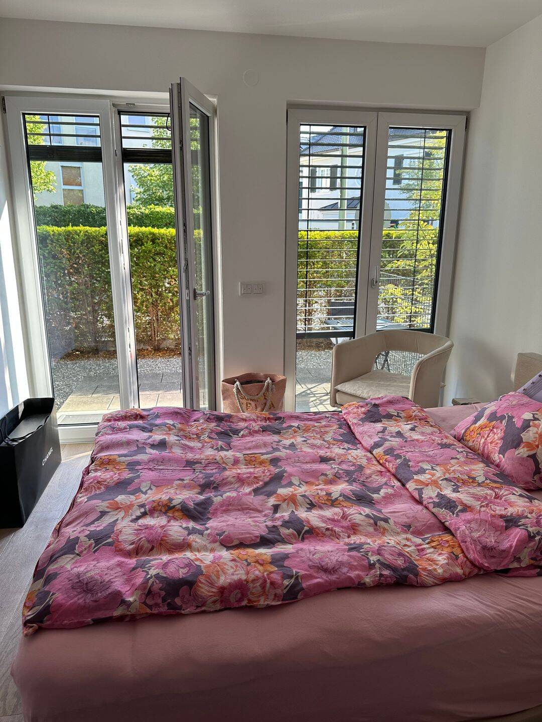 Gehobene 1 Zimmer Wohnung in München-Hadern. 2 Minuten zur I U- Bahn