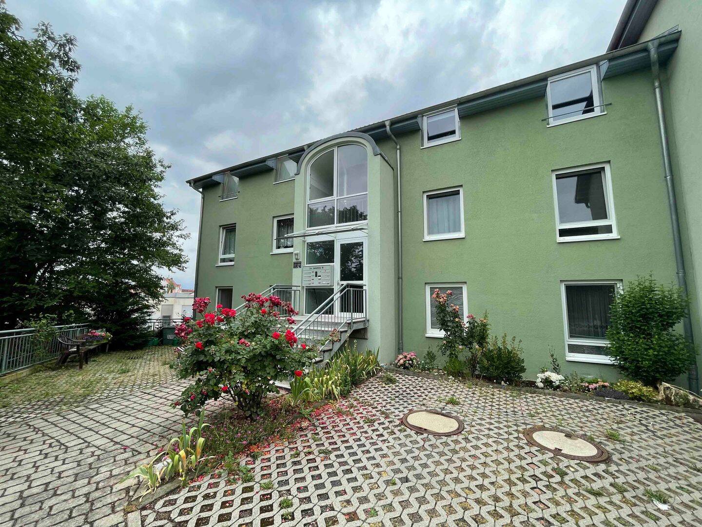 //Singles aufgepasst * Apartment mit Terrasse in ruhiger Lage//, 4821 Brandis