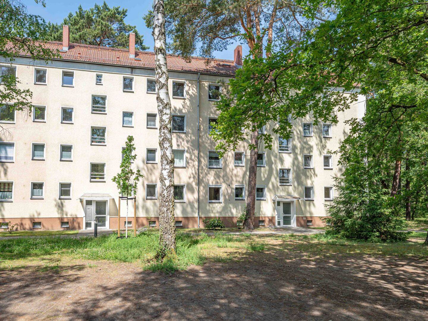 Familientraum in Potsdam-Babelsberg: 4-Zimmer-Wohnung mit zwei Balkonen in ruhiger, grüner Lage, 14482 Potsdam (Babelsberg Nord Babelsberg Süd Klein Glienicke)