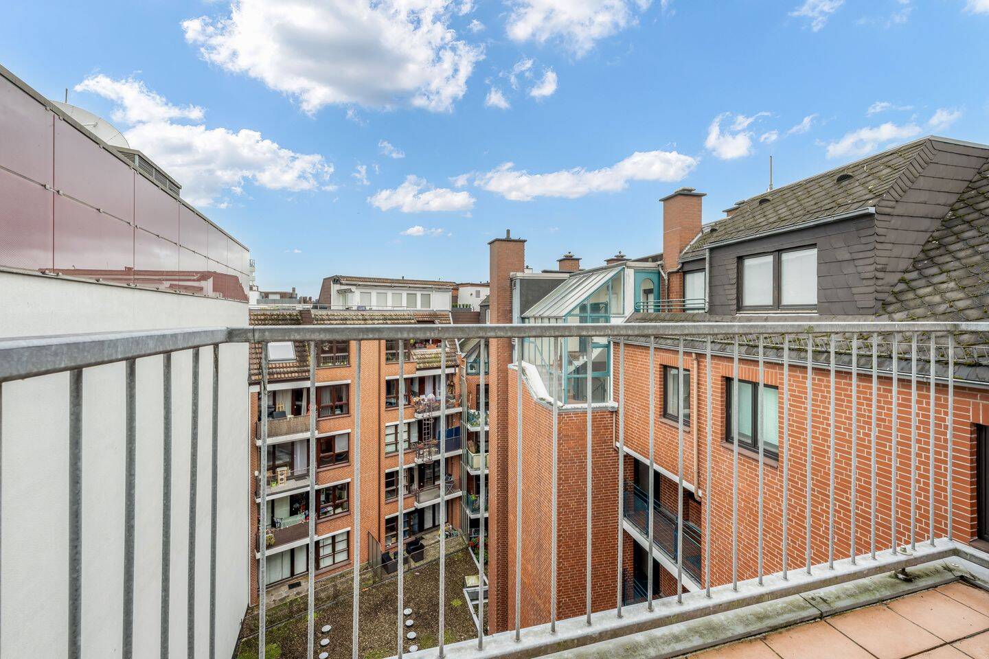 3 Zimmer mit Weserblick und Dachterrasse, 28195 Bremen (Altstadt Bahnhofsvorstadt)
