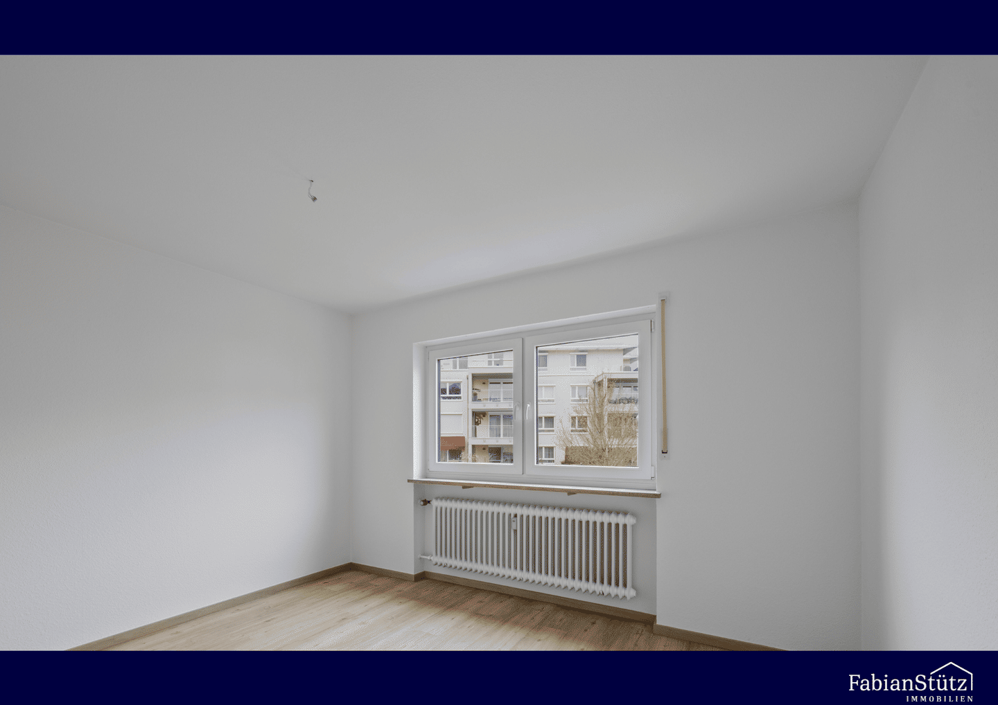 Licht, Komfort & Bestlage! Frisch sanierte 2-Zimmer-Wohnung mit Balkon, 95444 Bayreuth (Altstadt City Gartenstadt Kreuzstein Neue Heimat)