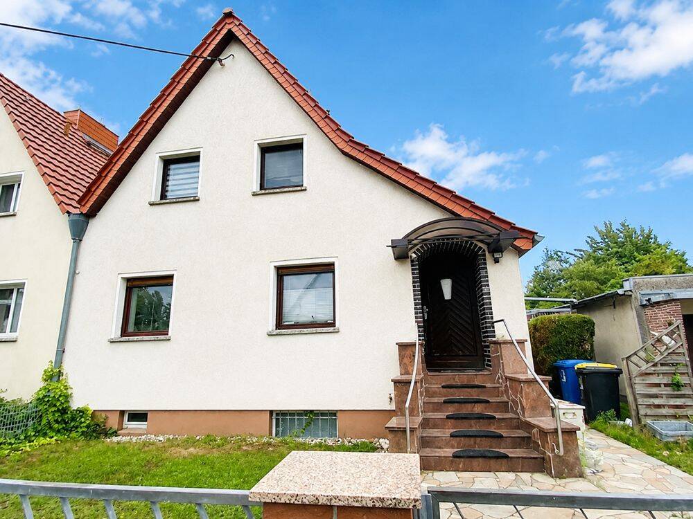 NEU ! Berlin Biesdorf Nord: Charmante DHH m. Keller, auf 599 m² Grst.-fußläufig zur S-Bahn, 12683 Berlin (Marzahn-Hellersdorf Biesdorf Kleingartenanlage Biesenhorst 1)