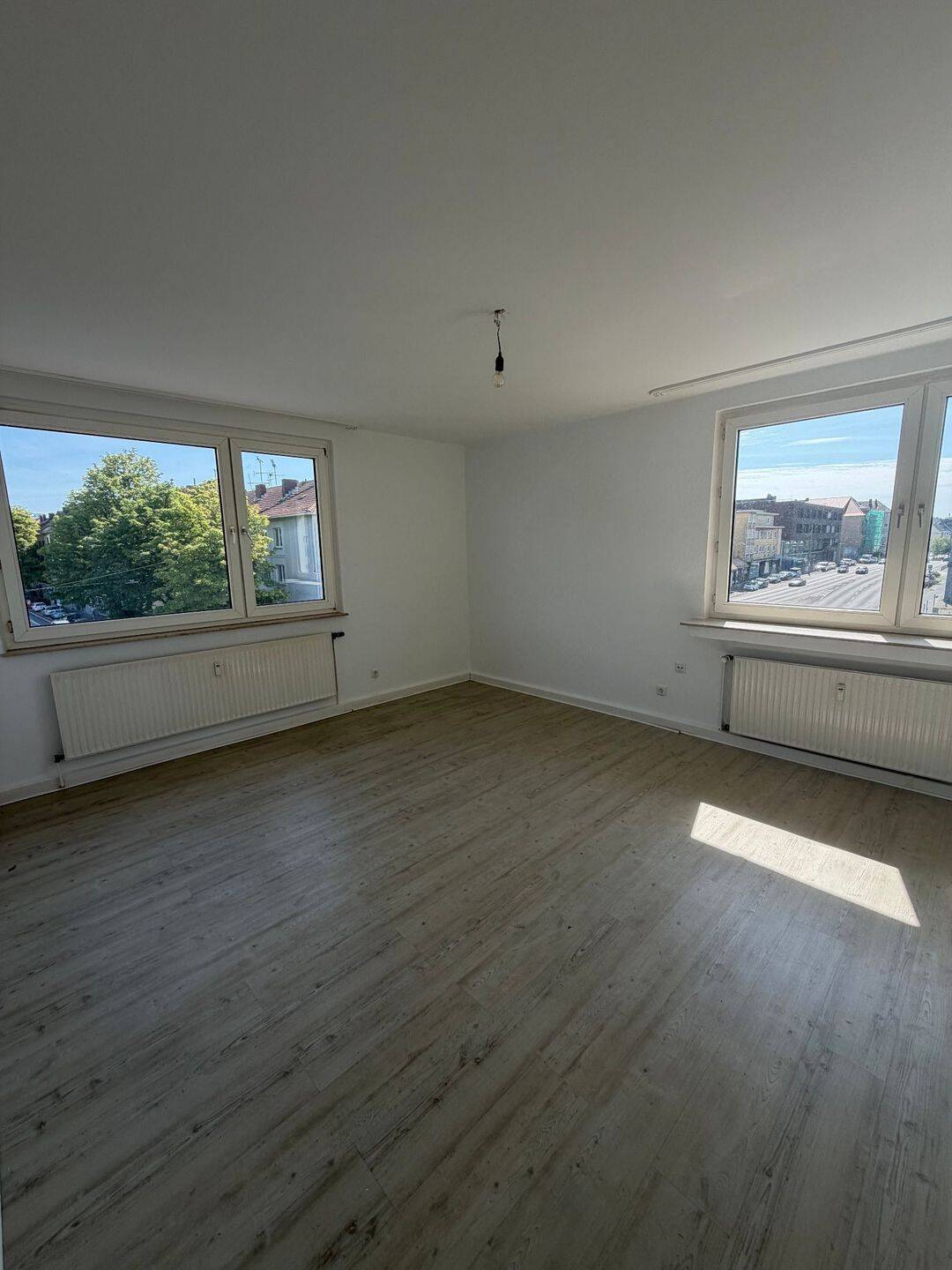Helles 2-Zimmer-Apartment mit Stadtblick in Bochum, 44789 Bochum (Altenbochum Ehrenfeld Innenstadt Weitmar Wiemelhausen)