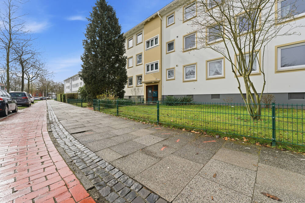 Schöne 3 Zimmer Wohnung in Huchting,, 28259 Bremen (Grolland Kirchhuchting Mittelshuchting Sodenmatt)