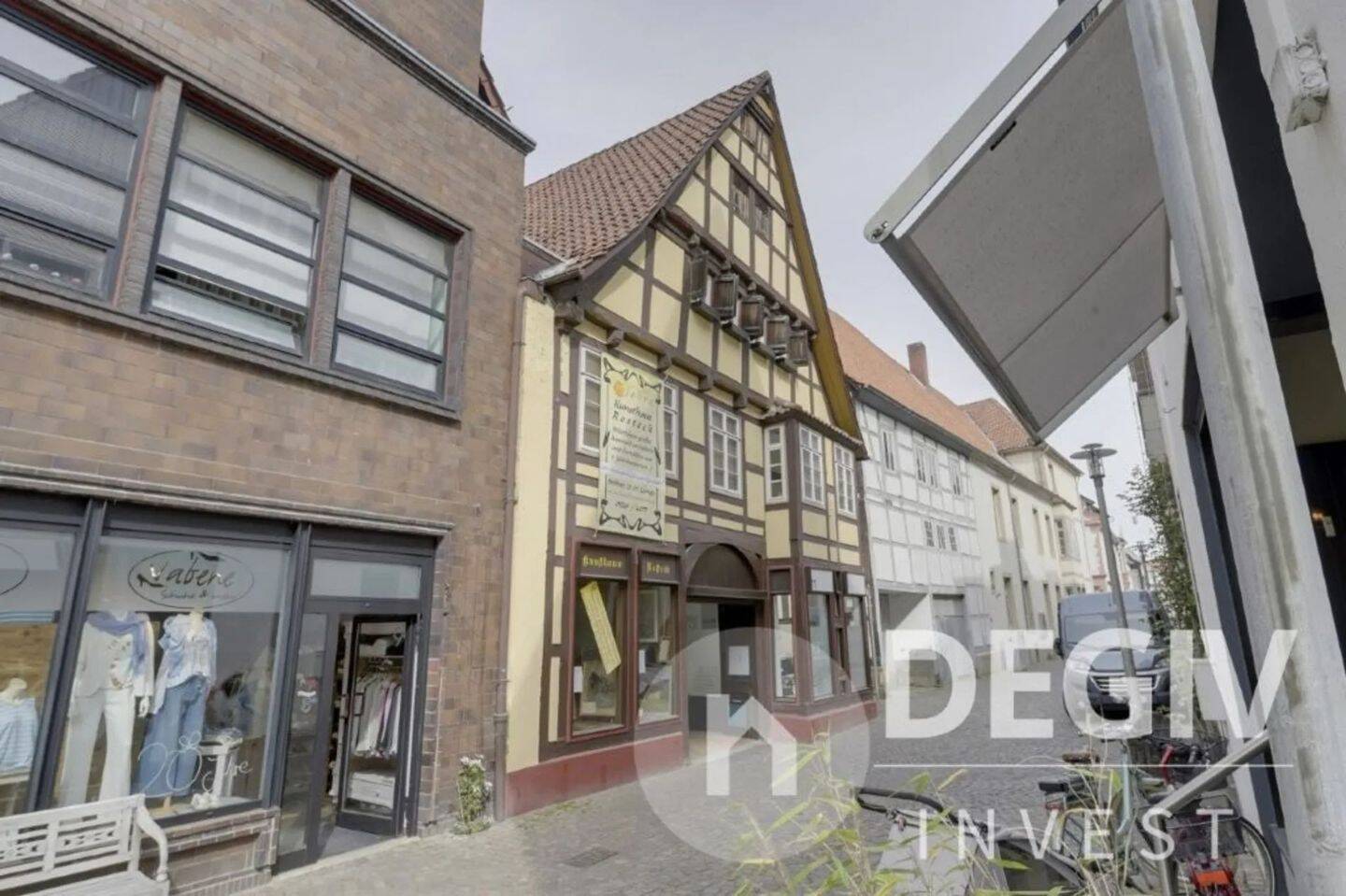 Historische Architektur. Moderne Substanz. Nachhaltige Rendite., 32657 Lemgo