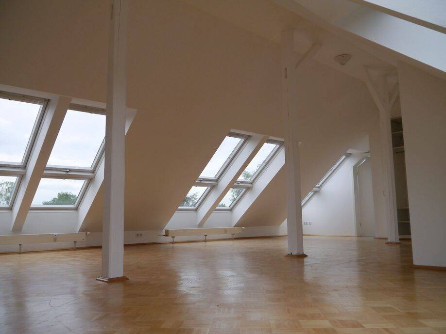 Wohnen am Höhenfelder See – Exklusives Dachatelier in Köln-Dellbrück, 51069 Köln (Mülheim Dellbrück Dünnwald Höhenhaus)