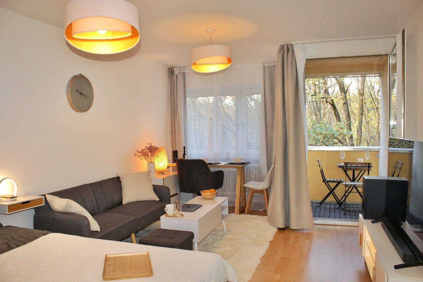 Gemütliches Apartment in U-Bahn-Nähe Forstenried – inklusive Möbel, Strom, Internet, 81476 München (Thalk. Obersendl.-Forsten-Fürstenr.-Solln)