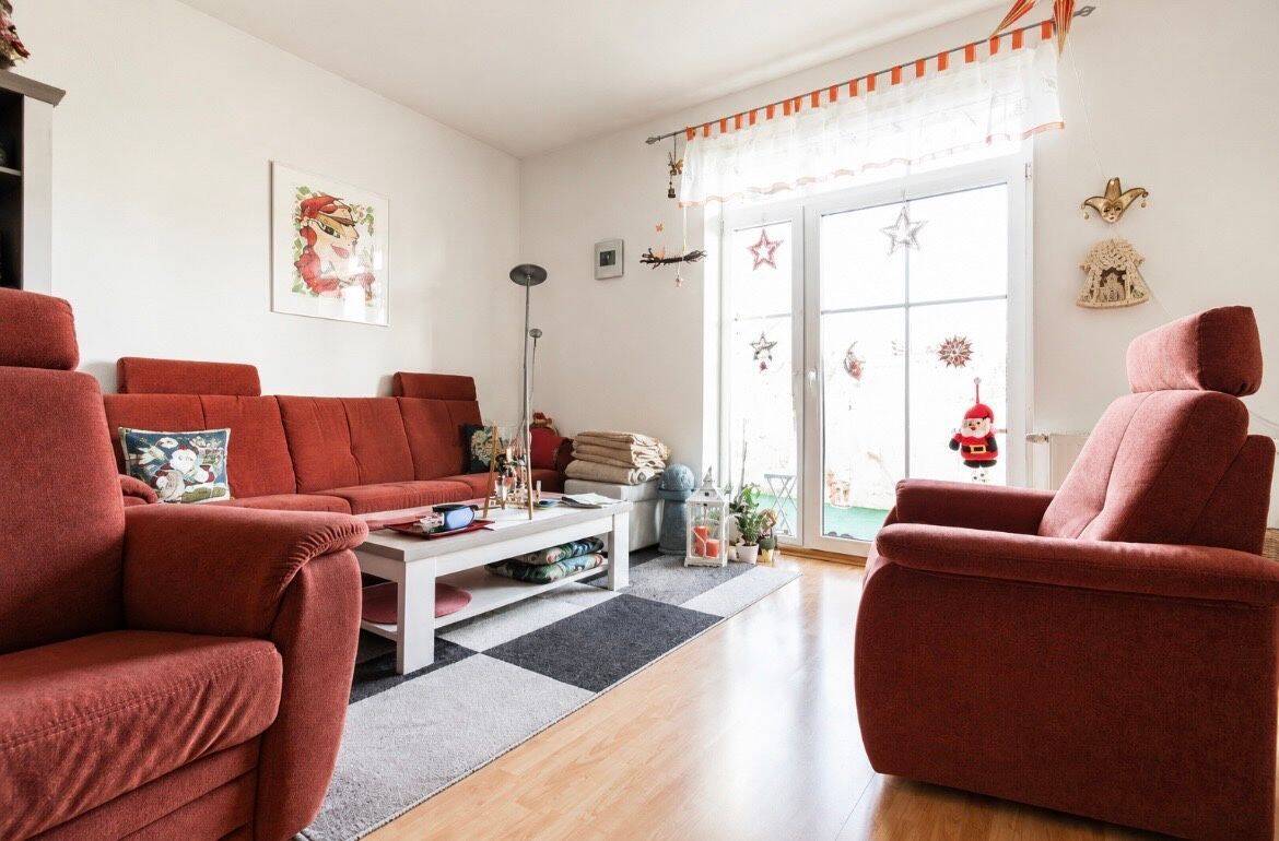 Wunderschöne 2-Zimmer-Wohnung am Trillerberg. EBK, Balkon, Tiefgarage, 8066 Zwickau