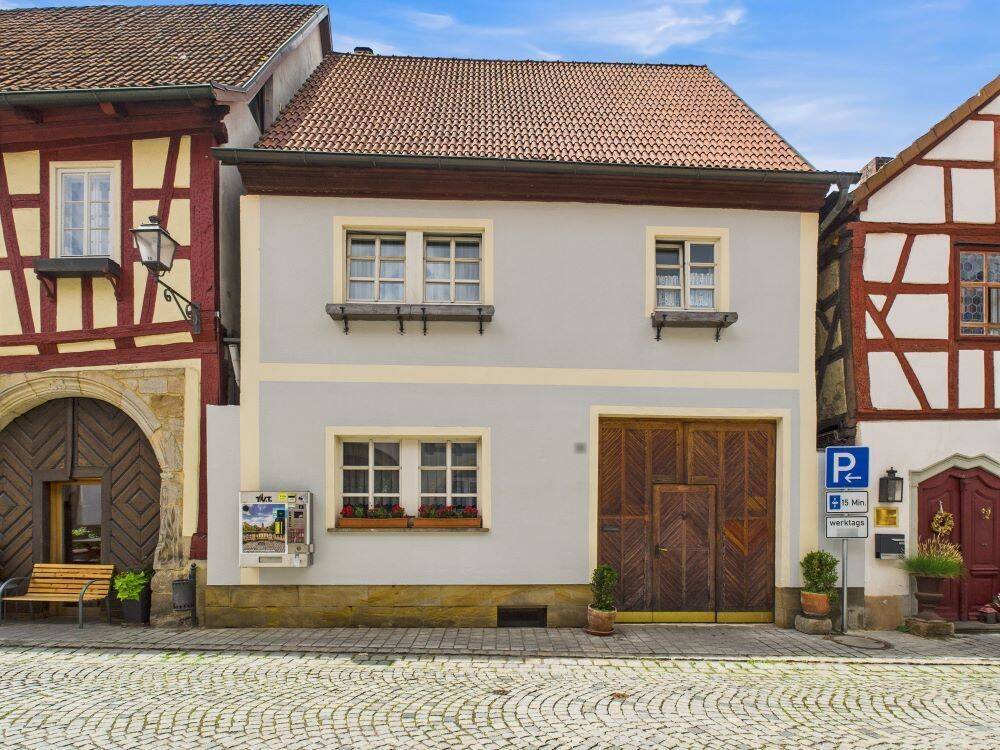 Historisches Altstadthaus mit romantischem Innenhof im malerischen Seßlach, 96145 Seßlach