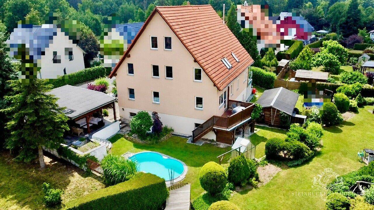 Provisionsfrei-Charmante Doppelhaushälfte mit PV-Anlage, Pool und Carport in ruhiger Lage, 1468 Moritzburg