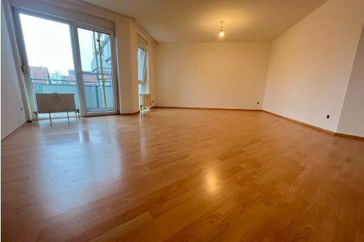 Gepflegte 2-Zimmer-Wohnung mit Balkon, Aufzug, Einbauküche und TG-Stellplatz in Ilvesheim, 68549 Ilvesheim