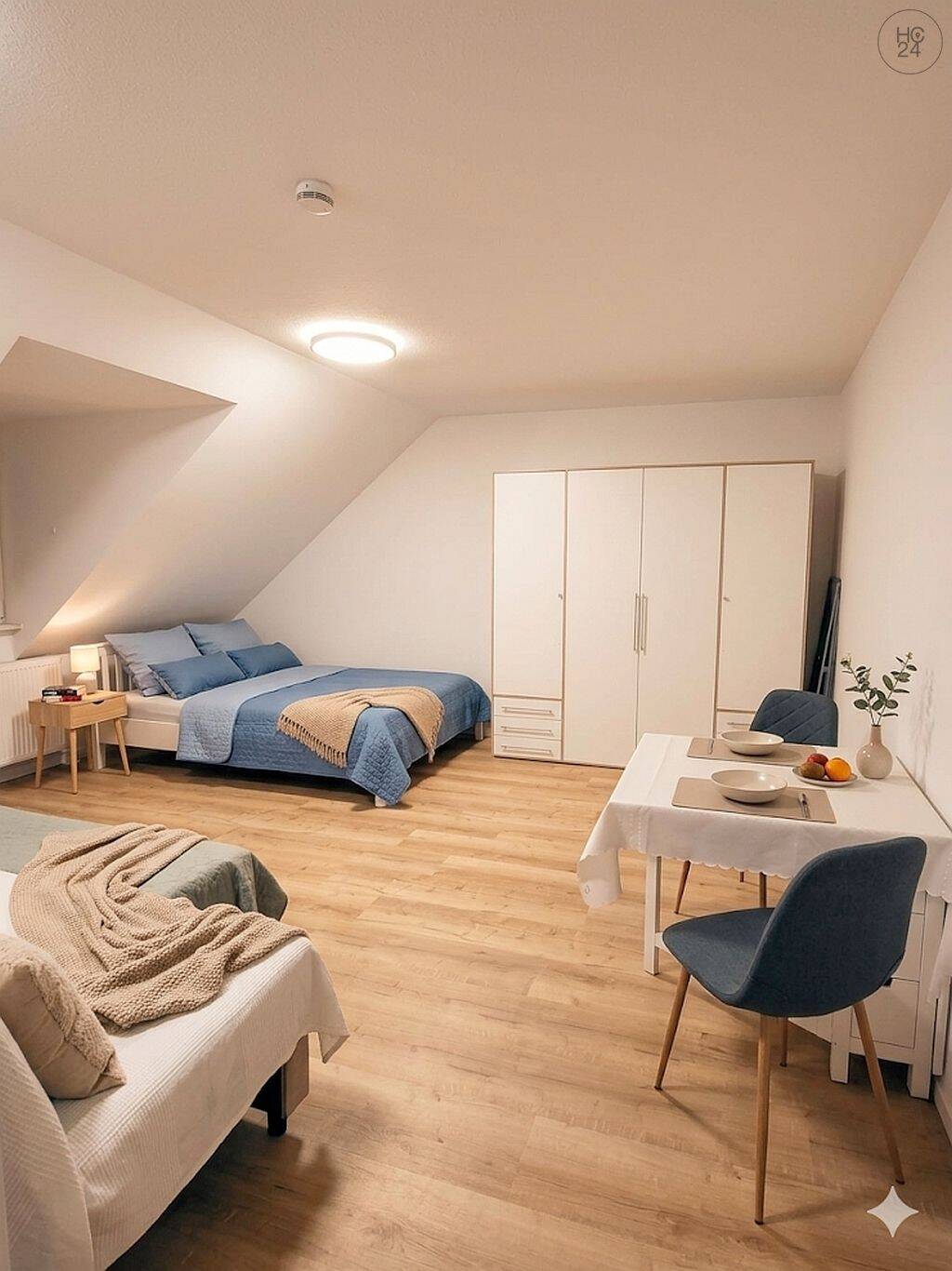 Erstbezug: Neu renoviertes möbliertes 1-Zimmer-Apartment in Neumarkt, 92318 Neumarkt i.d. OPf.