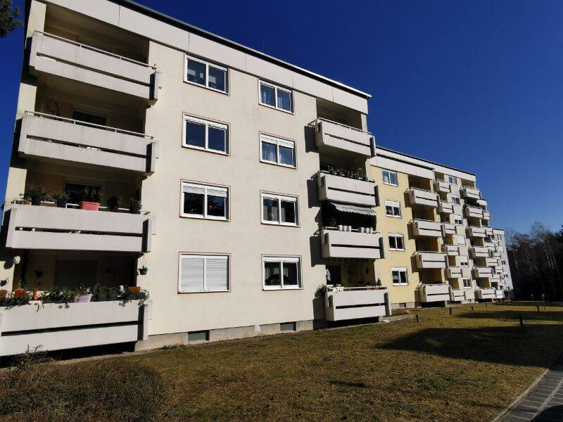3 Zimmerwohnung mit Balkon neben dem Fürther Stadtwald, 90768 Fürth