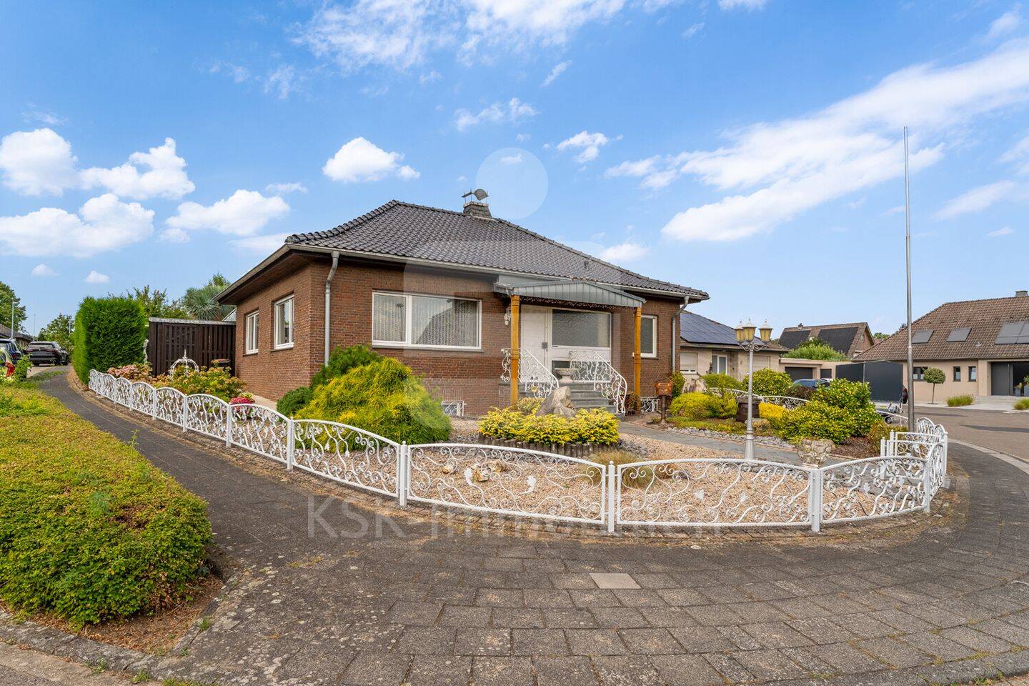 Gepflegter Bungalow im schönen Bedburg-Königshoven., 50181 Bedburg