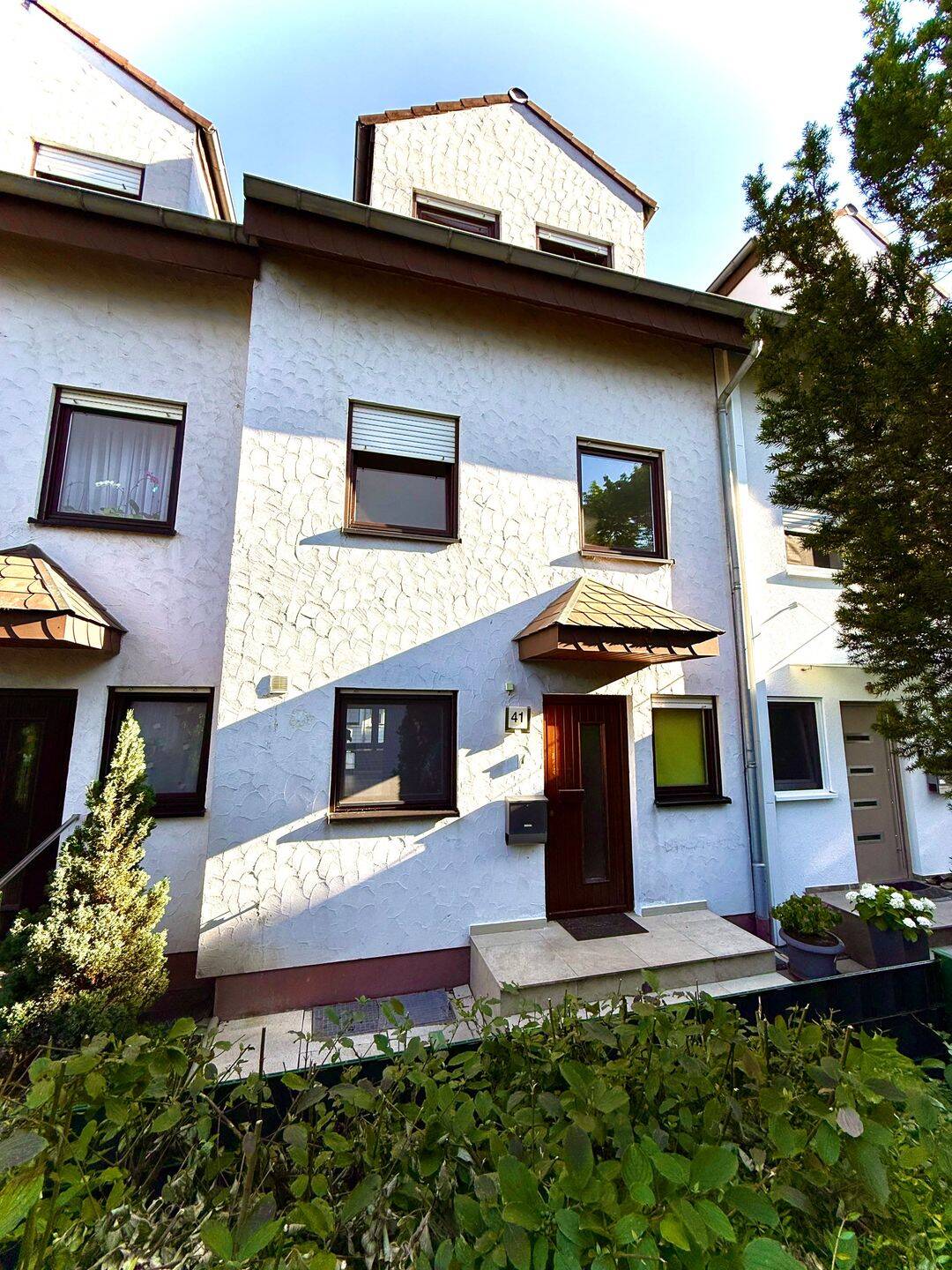 Bezugsfreies Reihenmittelhaus in Leimen – Garten, Garage, Balkon, 69181 Leimen