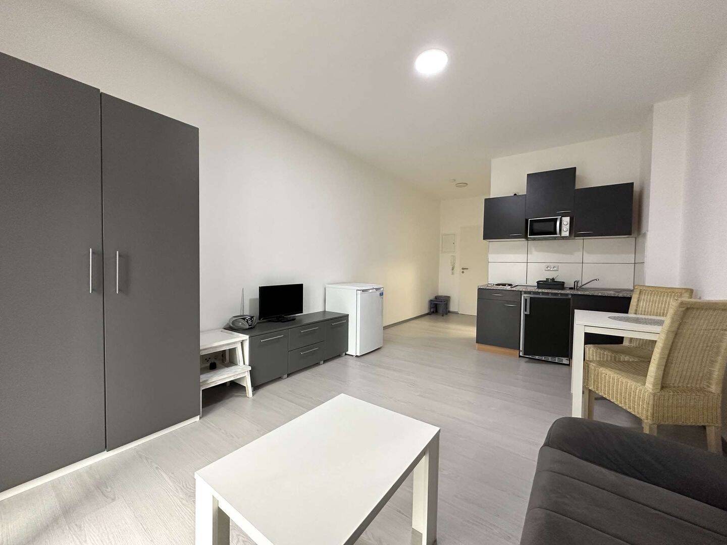 Katip | Renoviertes Micro-Apartment – ideale Renditechance im Herzen von Königsbrunn, 86343 Königsbrunn