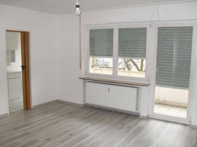N-Wöhrd: Ruhige, sonnige Einzimmerwohnung mit attraktivem Balkon!, 90489 Nürnberg (Gärten bei Wöhrd Rennweg Veilhof Wöhrd)
