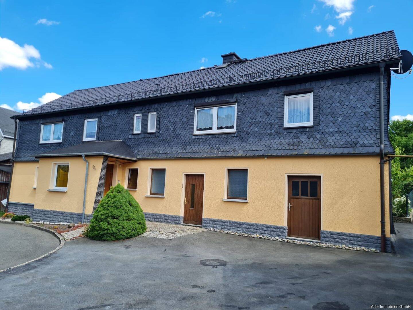 charmantes Ein bis Zweifamilienhaus in idyllischer Wohnlage, 7356 Bad Lobenstein