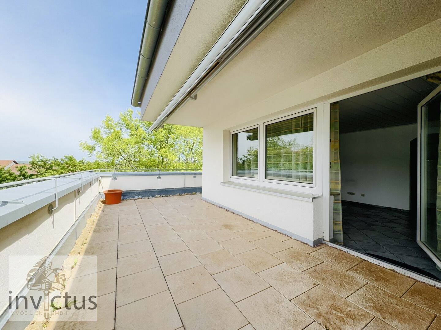 Penthouse-Feeling unterm Dach: 2-Zimmer-Wohnung mit großer Dachterrasse & TG-Stellplatz, 74206 Bad Wimpfen