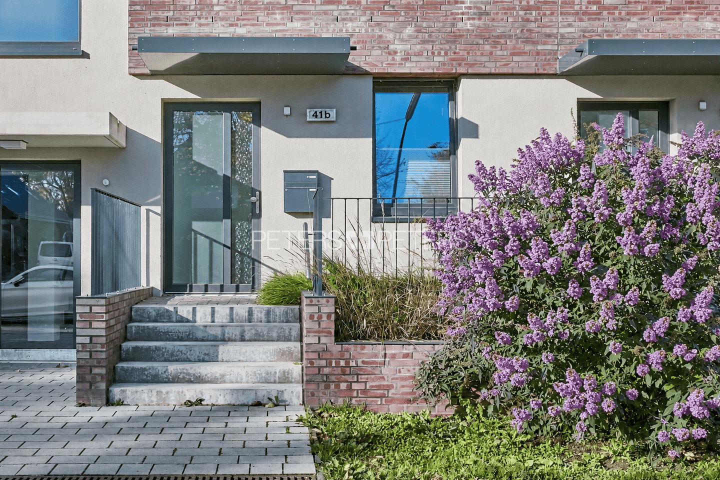 + Großzügige 2-Zimmer-Wohnung mit eigenem Eingang und Terrasse +, 22045 Hamburg (Wandsbek Jenfeld Tonndorf)