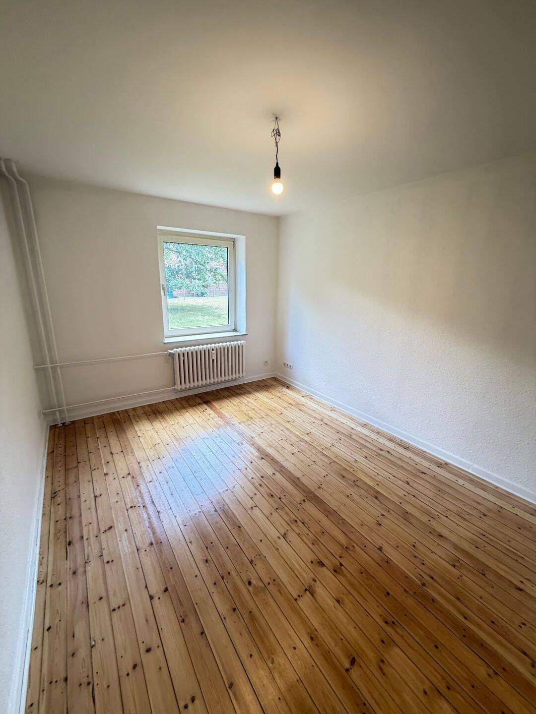 Wunderschöne 2,5 Zimmer Wohnung, zum wohl fühlen., 24149 Kiel (Neumühlen-Dietrichsdorf)