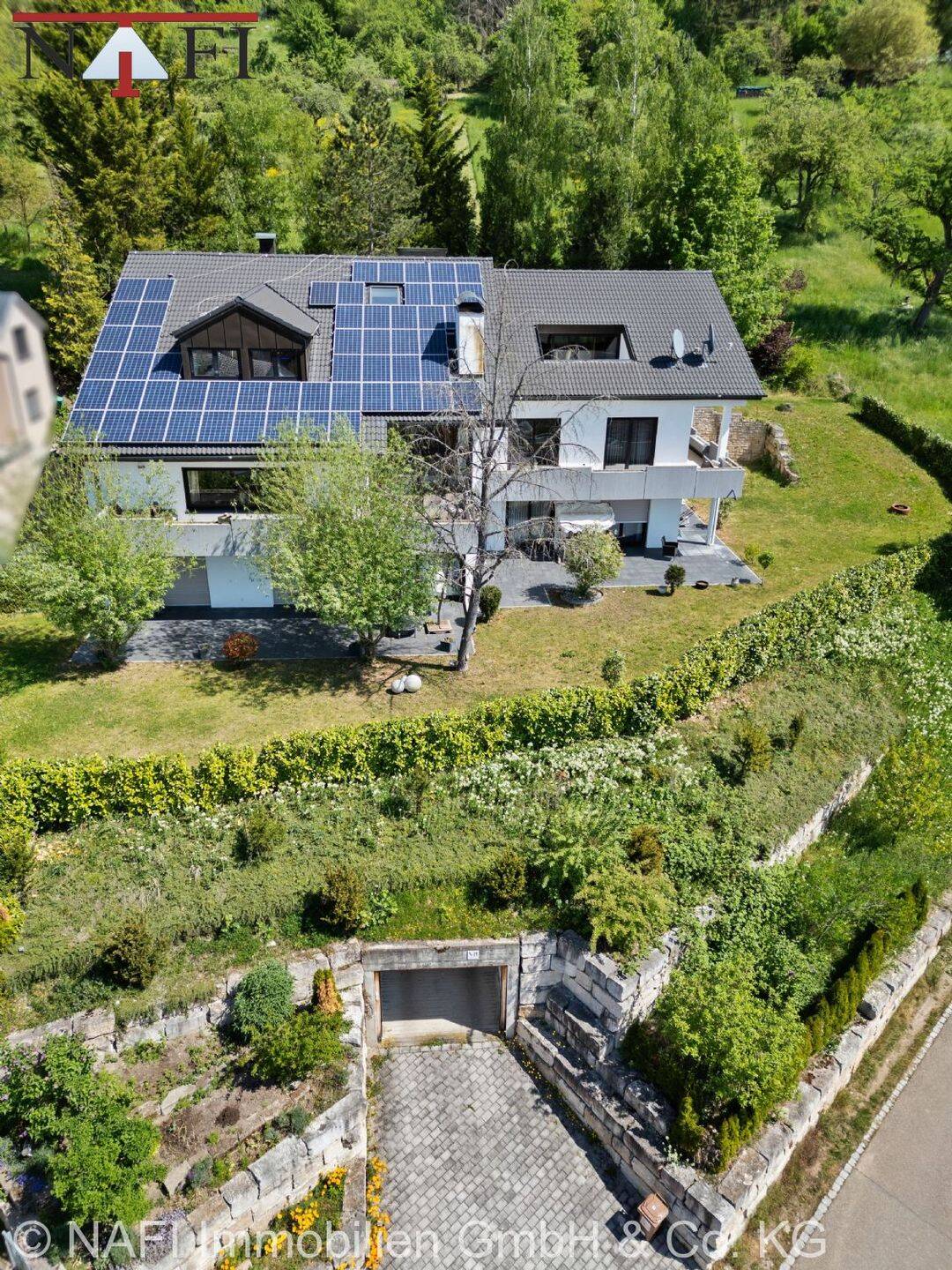 Exklusives Anwesen mit traumhaftem Ausblick & 8 privaten Tiefgaragenstellplätzen, 73663 Berglen