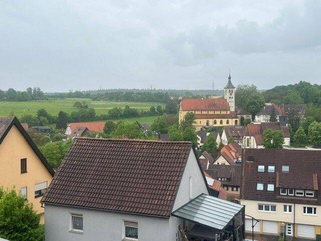 Denkendorf: Gepflegte 3,5-Zimmer Wohnung mit Balkon, 73770 Denkendorf