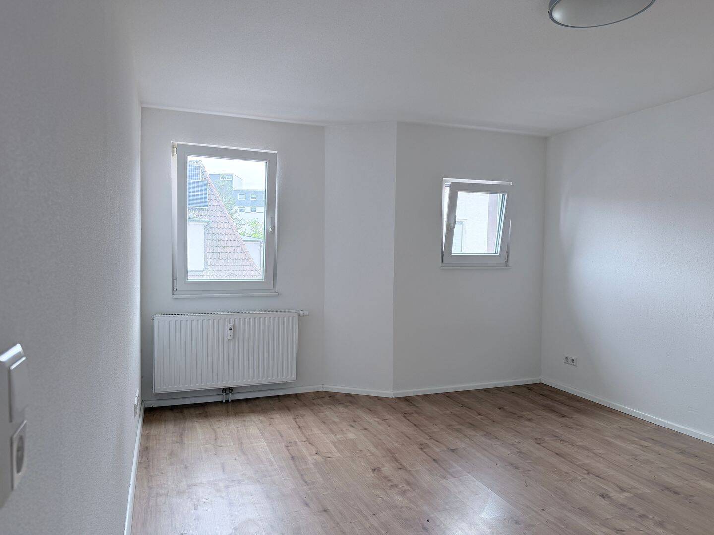 2-Zimmer Wohnung, Einbauküche, großes Badezimmer, saniert, 78054 Villingen-Schwenningen