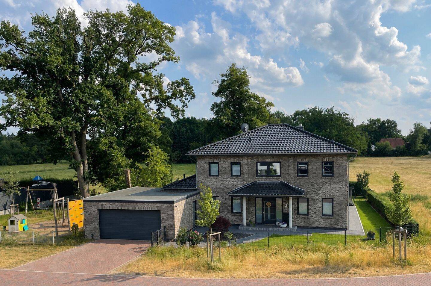 Exklusives Einfamilienhaus mit Wellness & Smart Home, 28865 Lilienthal