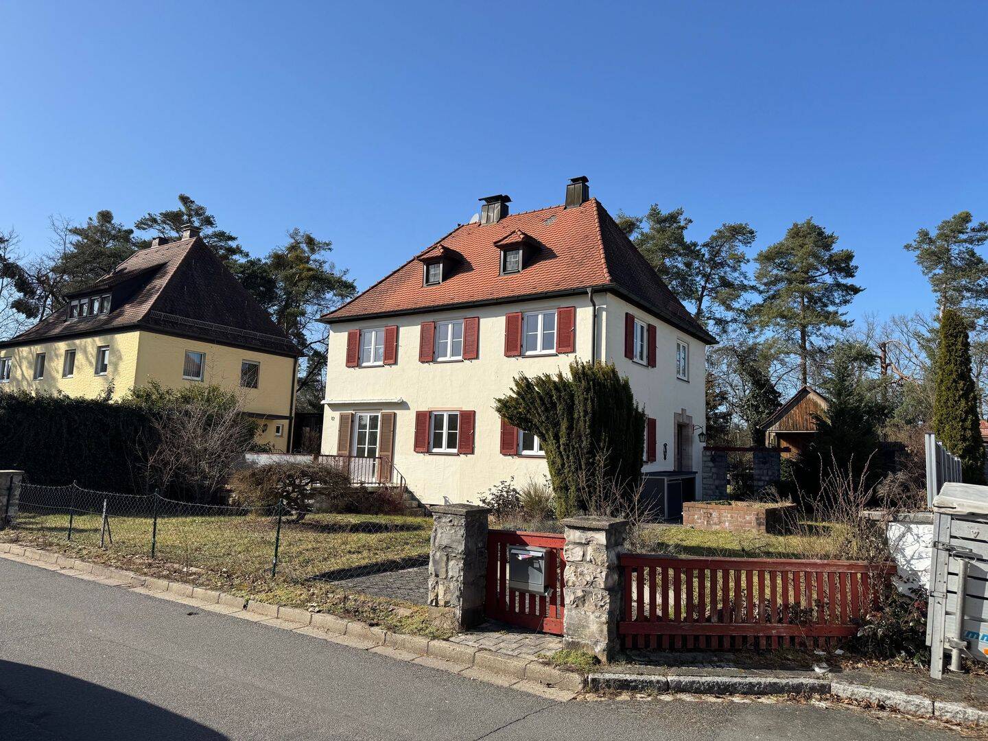 EFH 160m² Wfl. Grund 738m², gute Lage-Sanierungsobjekt, 90571 Schwaig b. Nürnberg