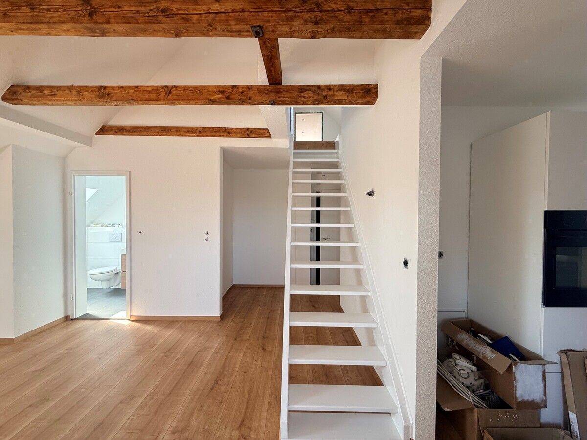 Außergewöhnliche, modernisierte Maisonettwohnung mit vielseitiger Nutzfläche – Gesamtfläche ca. 84qm, 23701 Eutin