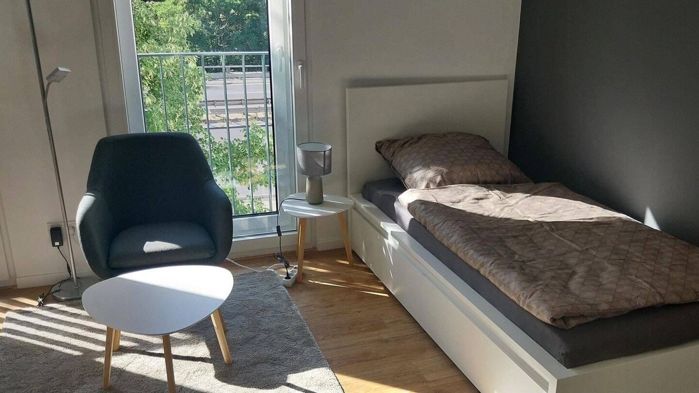 Helles, möbliertes Neubau-Apartment mit Top-Anbindung in Schöneberg, 12157 Berlin (Tempelhof-Schöneberg Friedenau Kolonie Grüne Aue Schöneberg Steglitz)